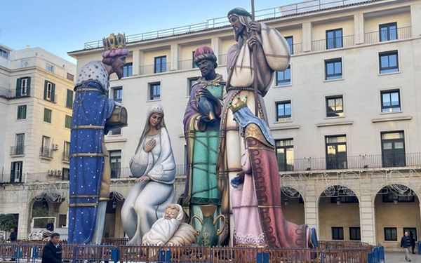 Navidad a lo grande con el belén gigante y millones de luces