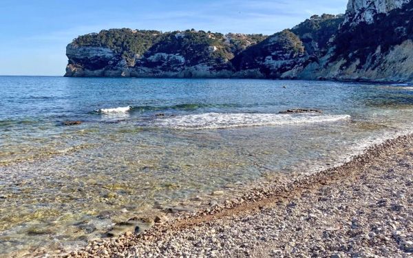 Liderazgo absoluto de Alicante en banderas azules