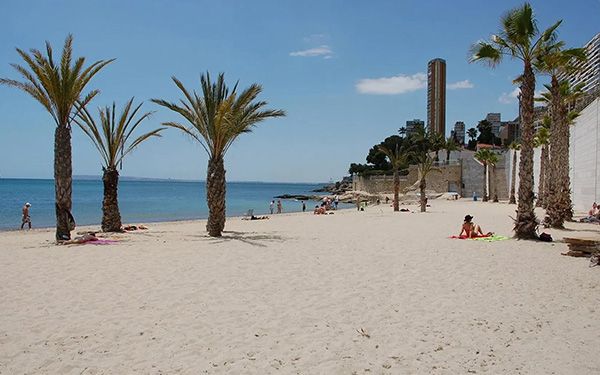 La Albufereta cierra por contaminación de aguas residuales