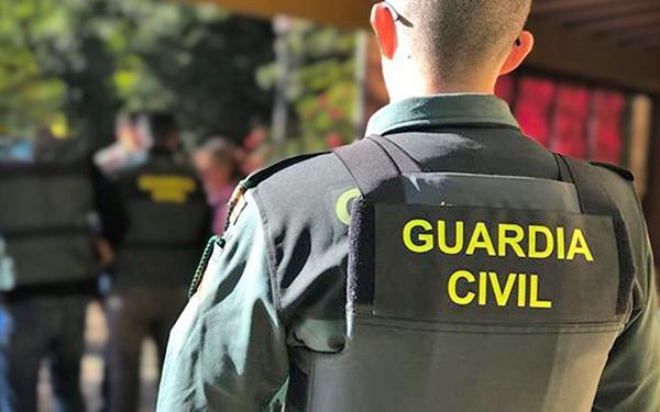 Mata a la hija de 5 años de su expareja