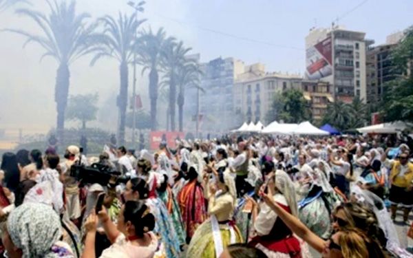 Las hogueras revientan todos los récords