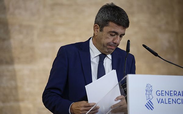 Mazón se marcha culpando a Madrid