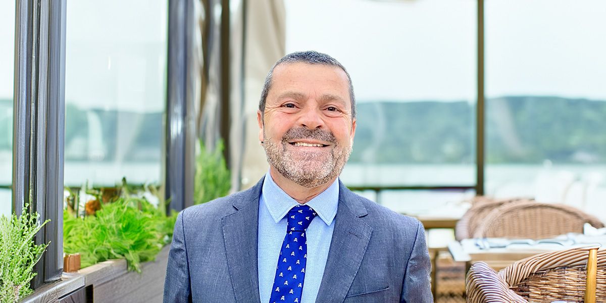 ÓSCAR CARRIÓN Director de Gastrouni